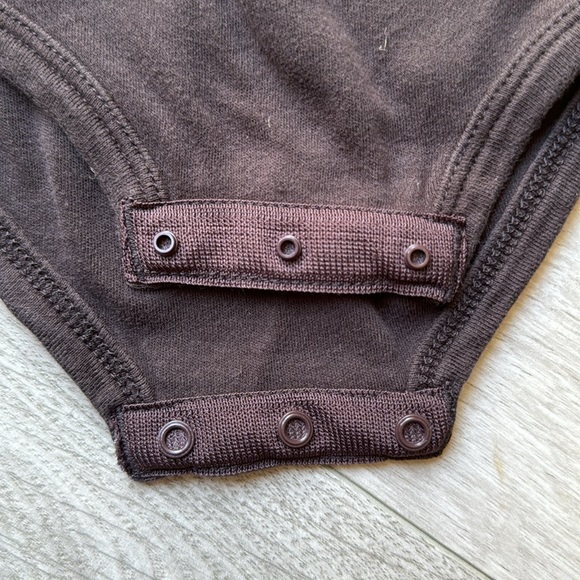 Cleveland Browns onesie - Picture 3 of 7